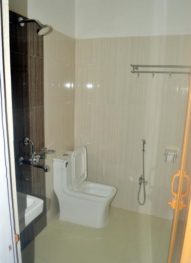 Dream Homestay Гувахати Экстерьер фото